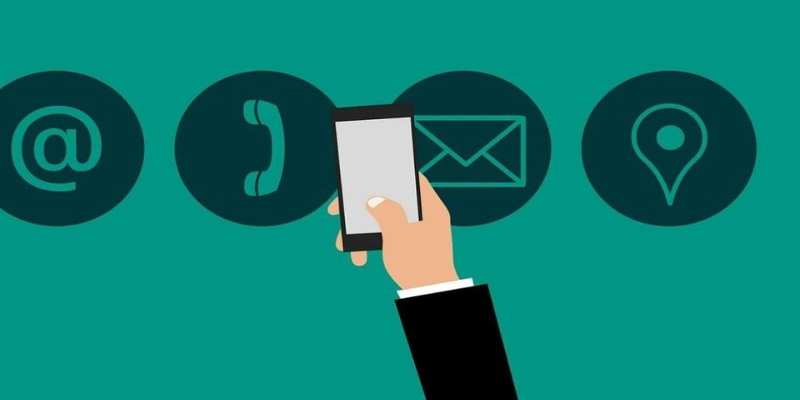 Đa kênh hỗ trợ email, hotline, chat trực tuyến